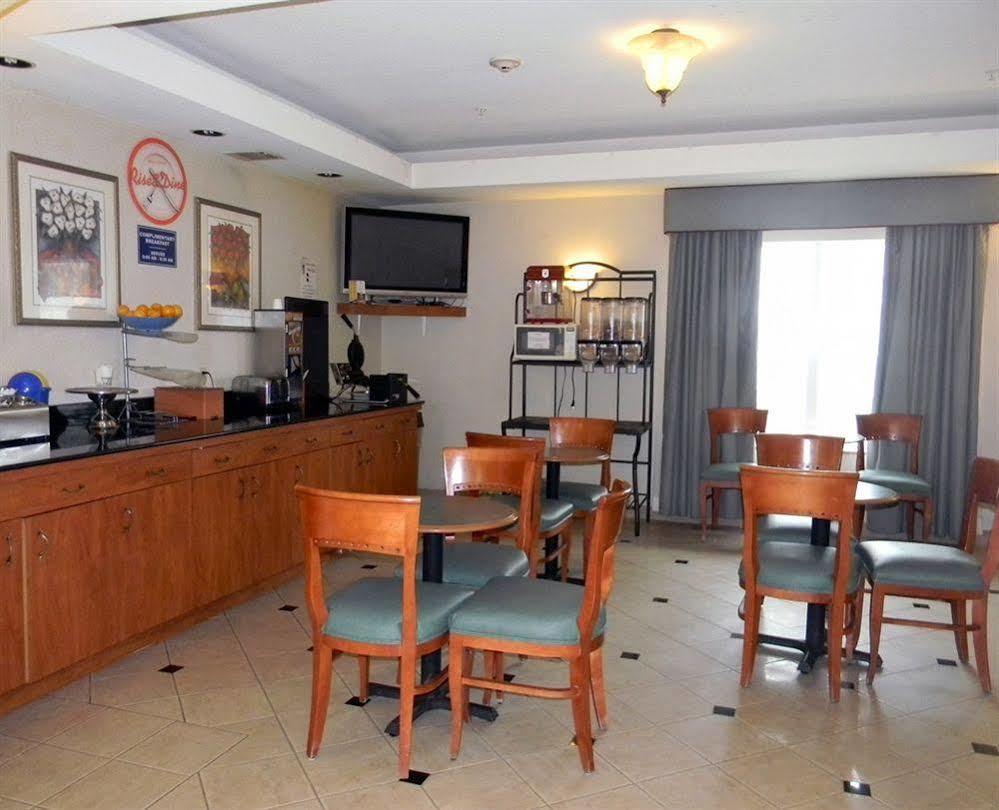 Homebridge Inn And Suites Beaumont Exterior foto